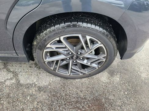 Used 2022 Hyundai Kona N Line w/ Tech Package image 6