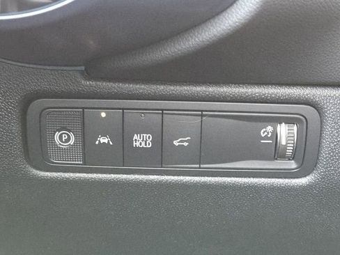 New 2026 Chevrolet Equinox EV LT image 11