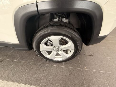 Certified 2020 Jeep Compass Latitude w/ Popular Equipment Group image 38