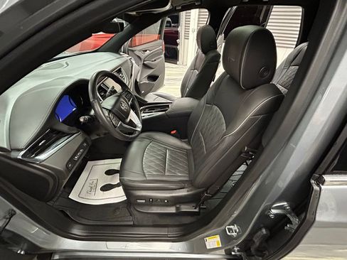 Used 2023 Buick Enclave Avenir w/ Avenir Technology Package image 56