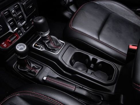 Used 2023 Jeep Wrangler Unlimited Rubicon AWD/4WD image 62