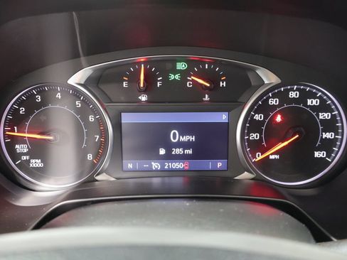 Used 2025 Chevrolet Blazer LT AWD/4WD image 38