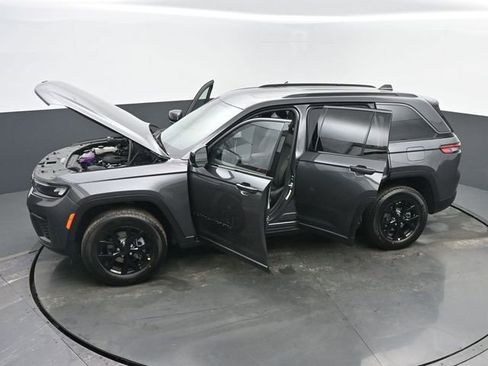 New 2026 Jeep Grand Cherokee Laredo image 63