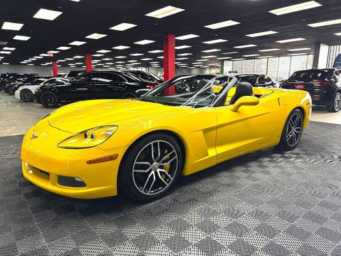 Used 2007 Chevrolet Corvette Convertible w/ Preferred Equipment Group image 11
