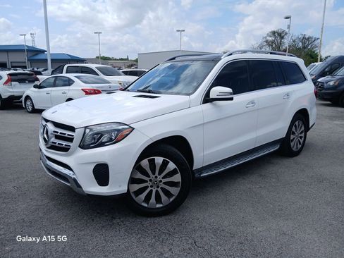 Used 2017 Mercedes-Benz GLS 450 4MATIC image 2