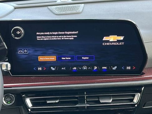 New 2026 Chevrolet Traverse Z71 w/ Enhanced Driving Package image 19