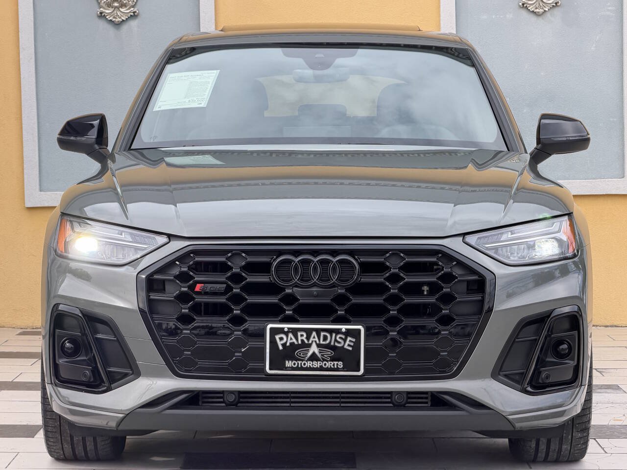 Used 2023 Audi SQ5 Premium Plus w/ Premium Plus Package AWD/4WD image 2