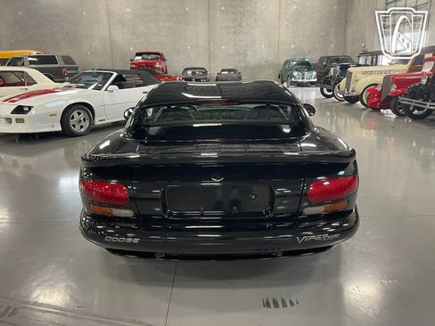 Used 1994 Dodge Viper RT/10 image 34
