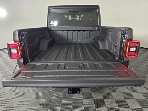 New 2026 Jeep Gladiator Rubicon image 13