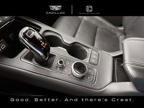 Used 2023 Cadillac XT4 Luxury w/ Cold Weather Package FWD image 20