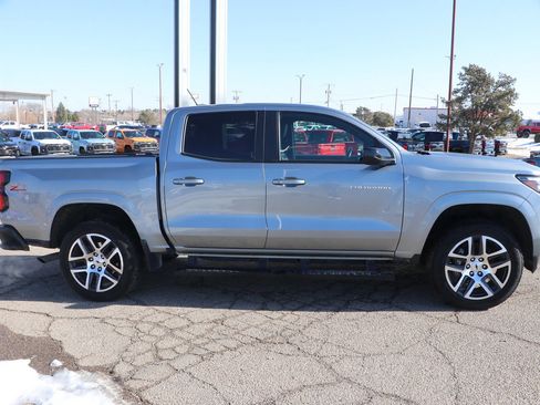 Used 2023 Chevrolet Colorado Z71 w/ Z71 Convenience Package 2 image 8