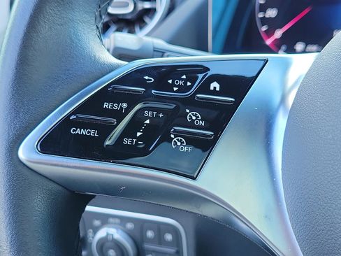 Certified 2025 Mercedes-Benz GLA 250 image 27