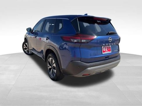 Used 2023 Nissan Rogue SV AWD/4WD image 4