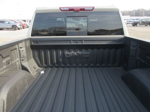 New 2026 GMC Sierra 1500 AT4X AWD/4WD image 6