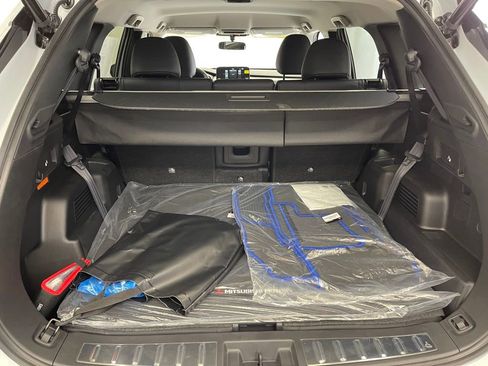 New 2025 Mitsubishi Outlander SE image 33