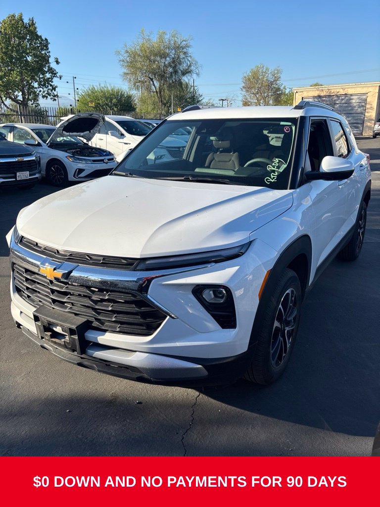 Used 2025 Chevrolet TrailBlazer LT AWD/4WD image 1