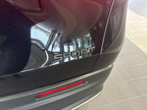 Used 2025 Honda HR-V Sport image 26