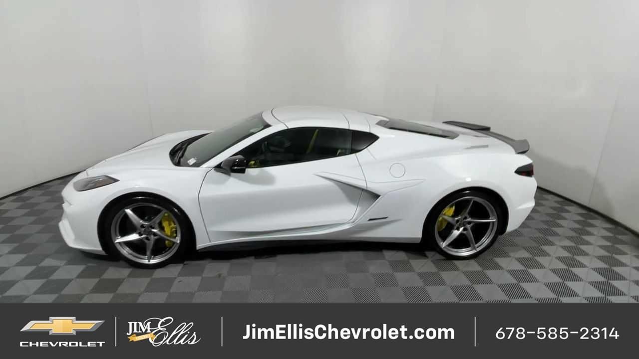 New 2025 Chevrolet Corvette E-Ray w/ ZER Performance Package AWD/4WD image 10