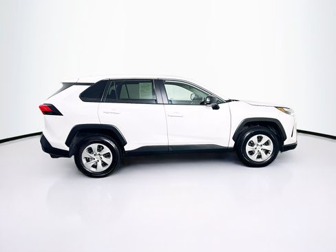 Used 2023 Toyota RAV4 LE AWD/4WD image 10