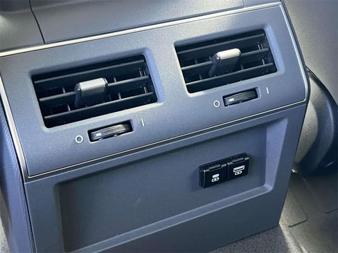 Used 2025 INEOS Grenadier image 15