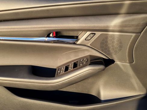 Certified 2025 MAZDA MAZDA3 s image 13