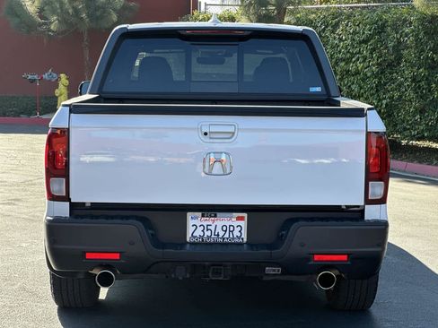 Used 2023 Honda Ridgeline Black Edition image 5