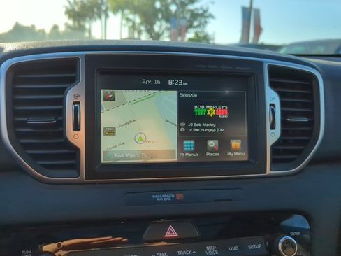 Used 2017 Kia Sportage SX image 16