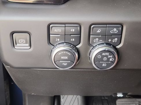 Used 2023 GMC Sierra 1500 Denali Ultimate AWD/4WD image 19