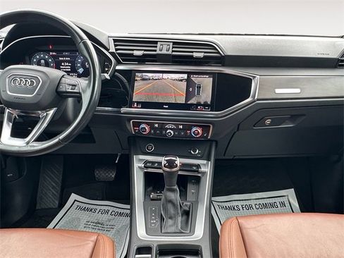 Used 2024 Audi Q3 2.0T Premium Plus image 11