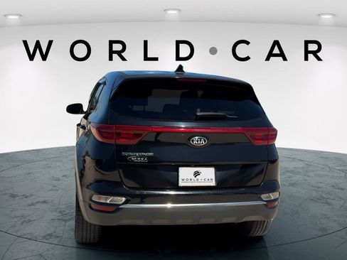 Used 2020 Kia Sportage LX AWD/4WD image 3