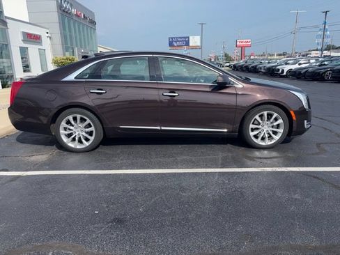 Used 2015 Cadillac XTS Luxury w/ Driver Awareness Package AWD/4WD image 4