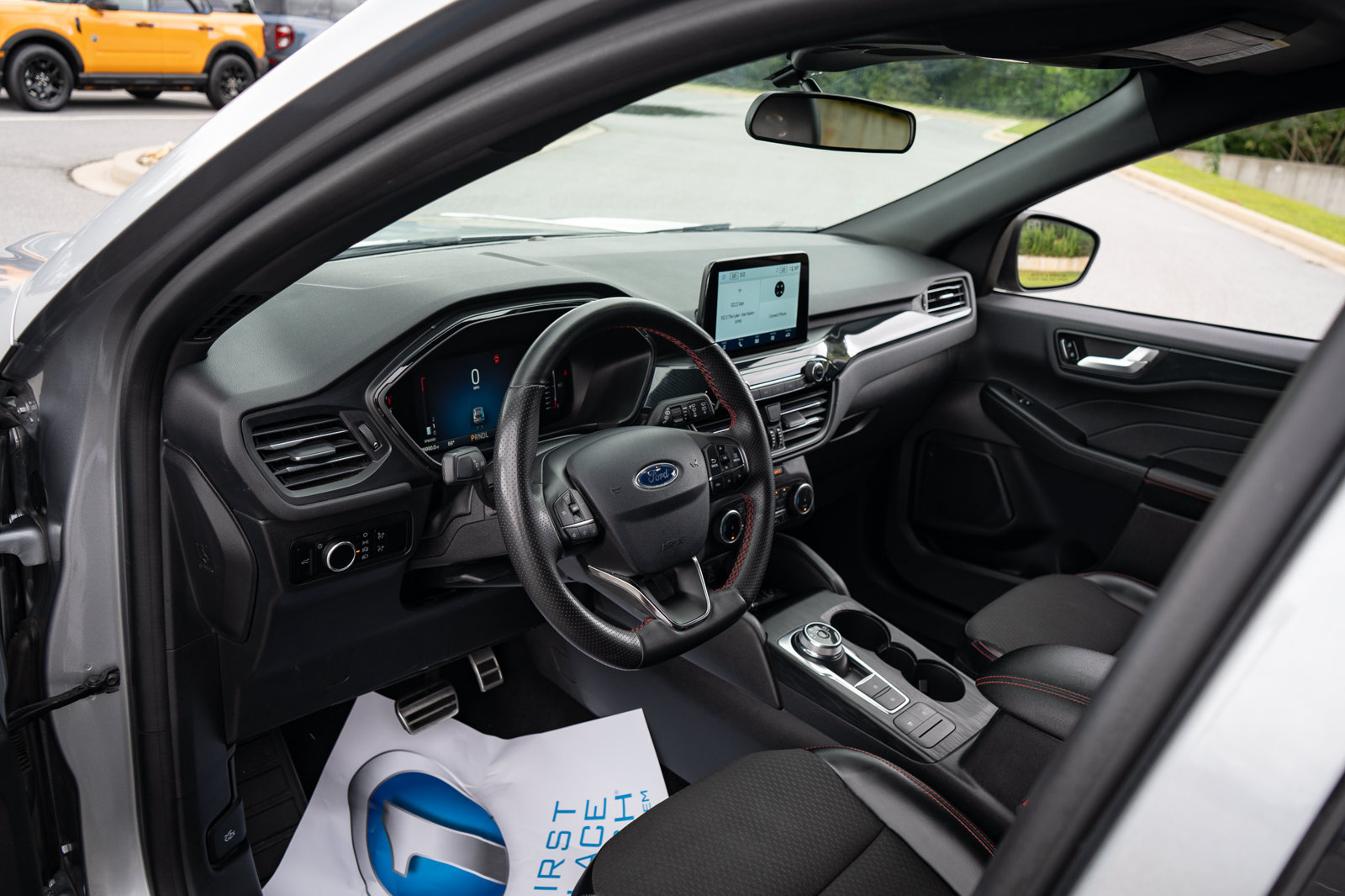 Used 2024 Ford Escape ST-Line w/ Cold Weather Package FWD image 13