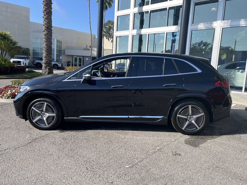 New 2026 Mercedes-Benz EQE 320 4MATIC SUV image 3