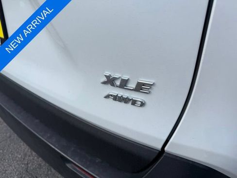 Used 2025 Toyota RAV4 XLE Premium w/ Weather Package AWD/4WD image 7