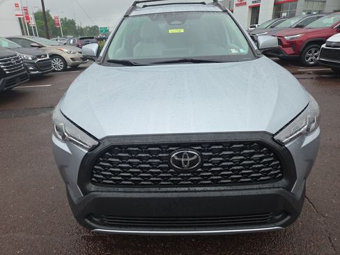 Certified 2023 Toyota Corolla Cross LE AWD/4WD image 8
