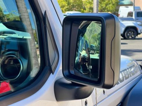 Used 2022 Jeep Wrangler Unlimited Rubicon 4xe w/ Cold Weather Group image 10