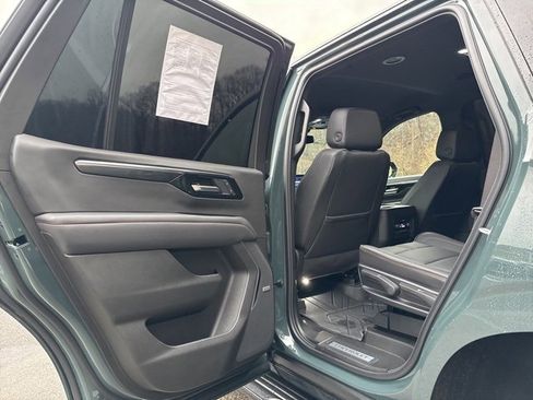 Used 2025 Chevrolet Tahoe RST w/ Comfort Package image 22