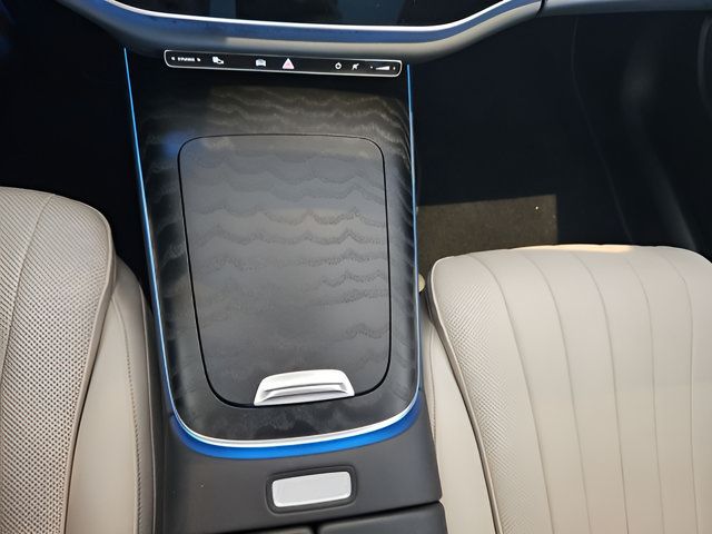 Used 2024 Mercedes-Benz E 350 4MATIC Sedan image 18
