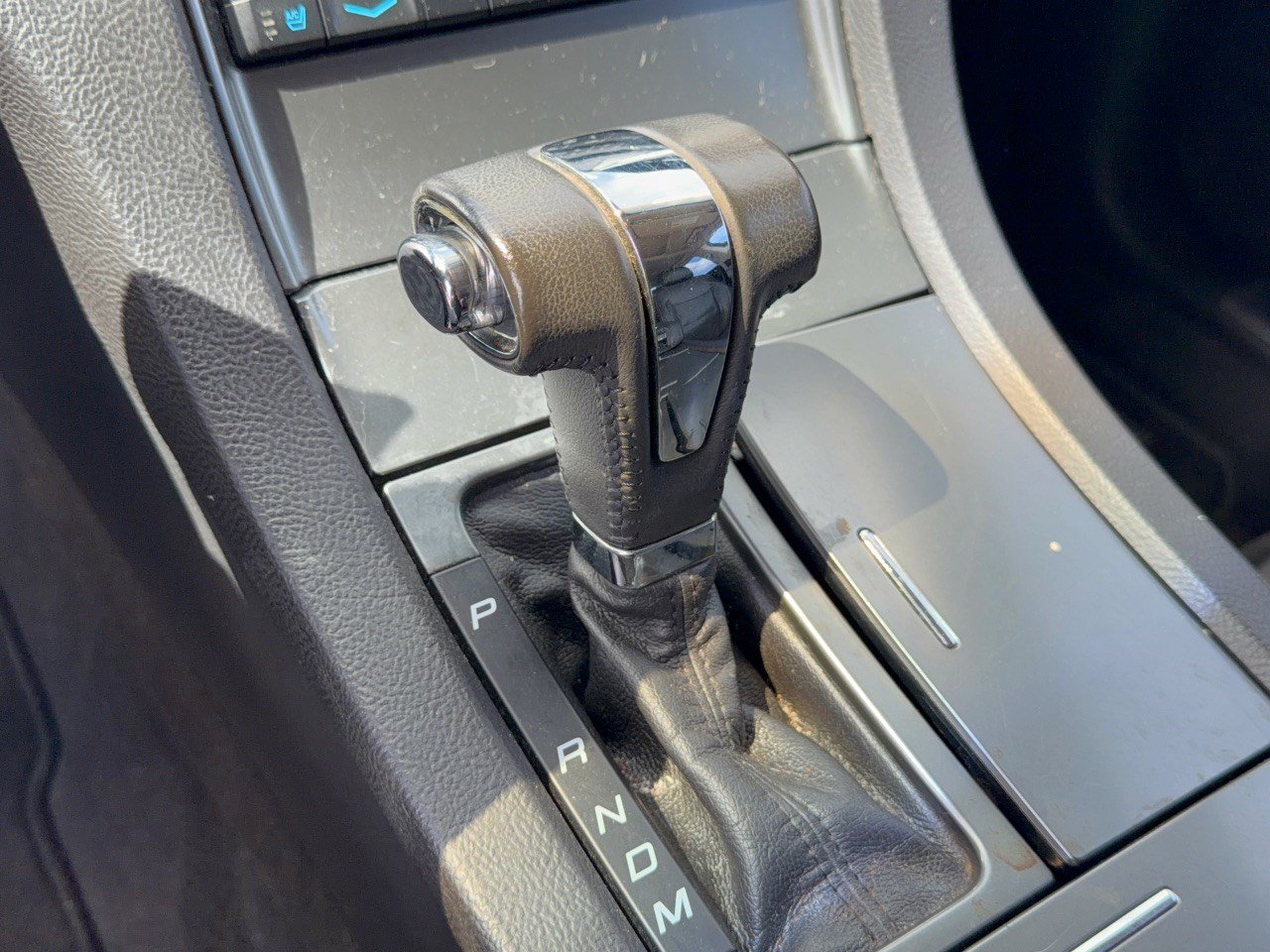 Used 2011 Ford Taurus Limited w/ 303A Rapid Spec Order Code FWD image 21