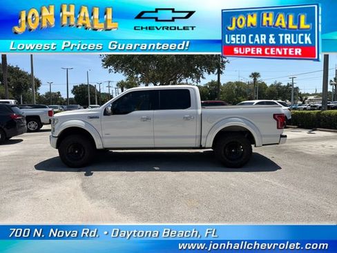 Used 2016 Ford F150 Platinum w/ Equipment Group 701A Luxury AWD/4WD image 4