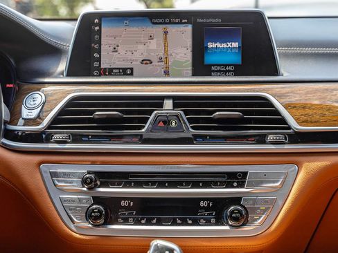 Used 2019 BMW 740i w/ Executive Package RWD image 14