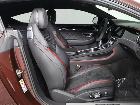 Certified 2022 Bentley Continental GT Speed AWD/4WD image 32