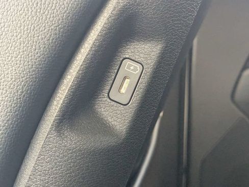 Used 2026 Kia Sportage EX FWD image 15