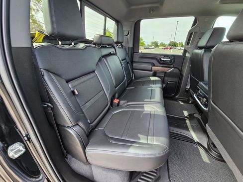 Used 2021 GMC Sierra 2500 Denali w/ Denali Black Diamond Edition AWD/4WD image 14