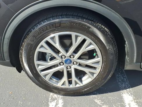 Used 2022 Ford Escape SEL FWD image 16