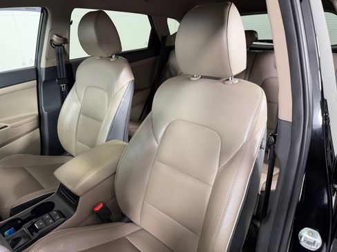 Used 2019 Hyundai Tucson Limited AWD/4WD image 11