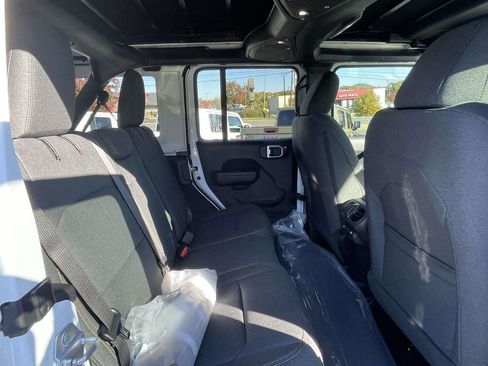 New 2026 Jeep Wrangler Unlimited Sport AWD/4WD image 17