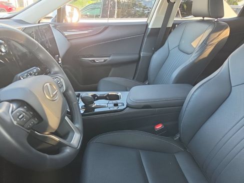 Certified 2026 Lexus NX 350 AWD w/ Accessory Package (2T) image 7
