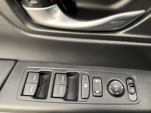 Used 2024 Honda CR-V Sport image 12