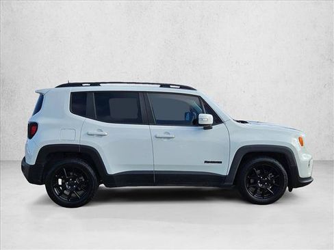 Used 2020 Jeep Renegade Altitude FWD image 4